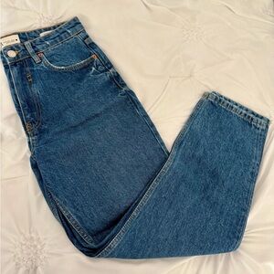 Zara The 90s Mom Fit Blue Denim Jeans women's